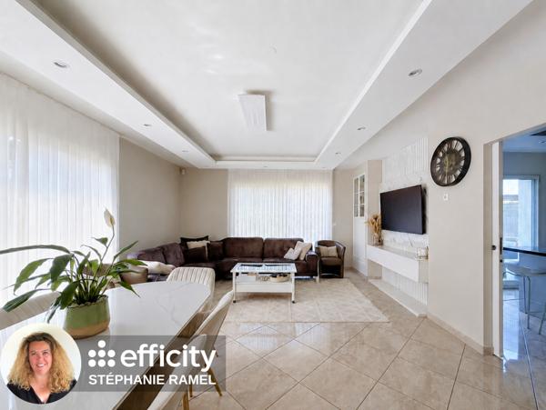 Maison
         5 pièces
        - 130 m² Exclusivité 450 000 € *