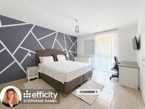 Maison
         5 pièces
        - 130 m² Exclusivité 450 000 € *