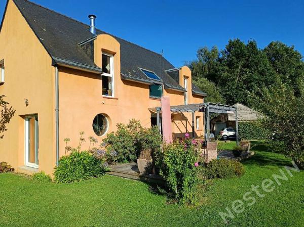Maison 4 chambres à vendre, volumes confortables et secteur calme à Ploemel
