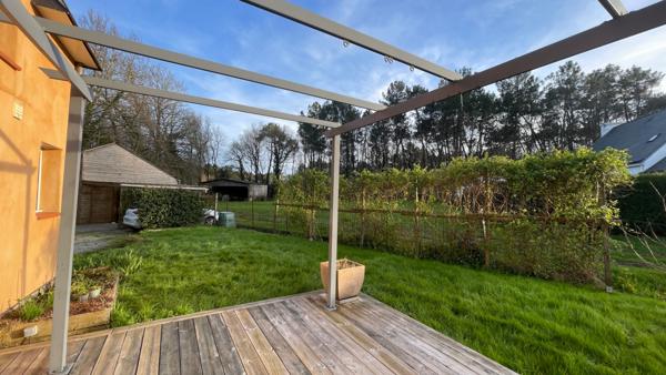 Maison 4 chambres à vendre, volumes confortables et secteur calme à Ploemel