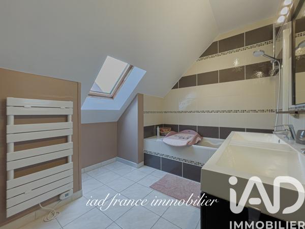 Maison à vendre 5 pièces 118 m² Ecquevilly