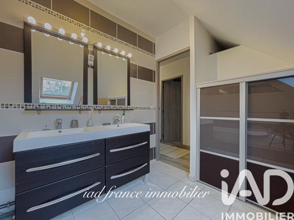 Maison à vendre 5 pièces 118 m² Ecquevilly