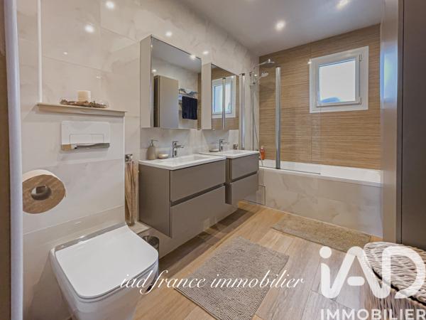 Maison à vendre 5 pièces 118 m² Ecquevilly