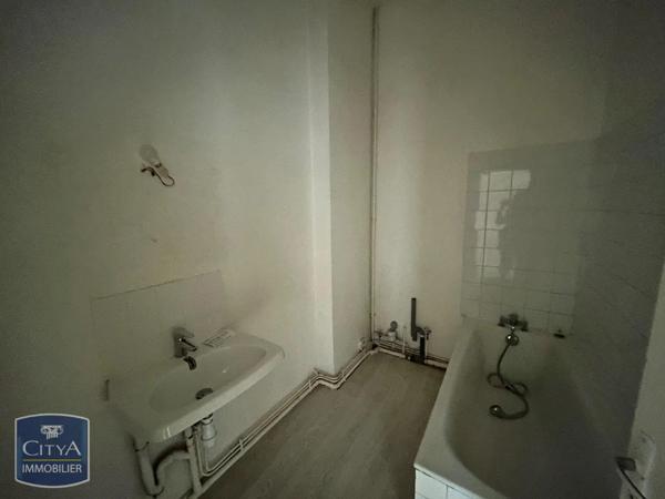 Appartement à louer 3 pièces 73.85m²