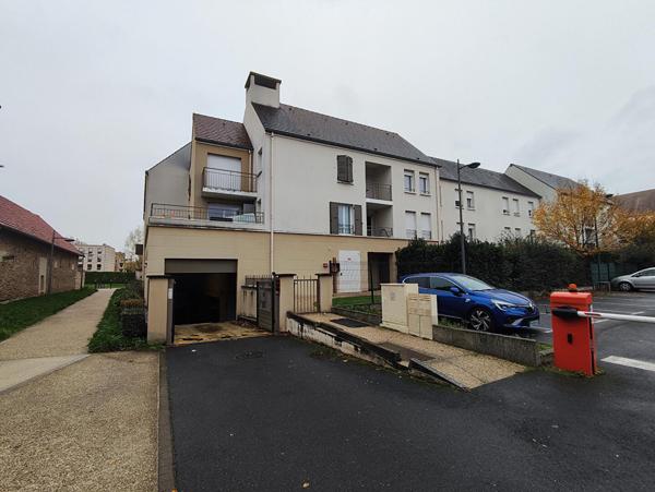 Place de stationnement en sous-sol à LIEUSAINT