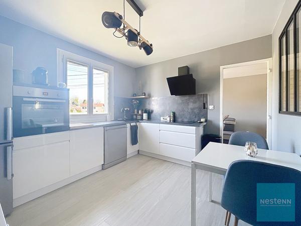 Maison Feurs 4 pièce(s) 85 m2 terrain arboré et clos de 748m2