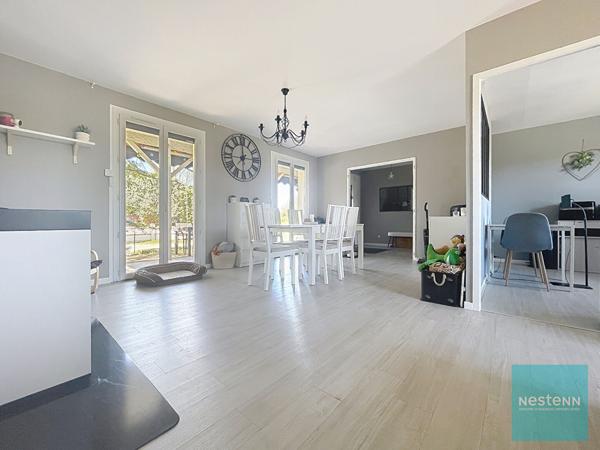 Maison Feurs 4 pièce(s) 85 m2 terrain arboré et clos de 748m2