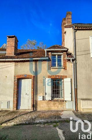 Maison de ville 2 pièces de 48 m² à Villeneuve-sur-Yonne (89500)