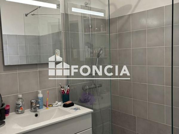 Location Appartement 3 pièces 76 m² - RESIDENCE LES JARDINS D'ALICE - 25 RUE PAUL BLANC Brignoles 83170