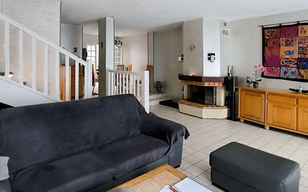 Maison à vendre    7 pièces •  Savigny-le-Temple