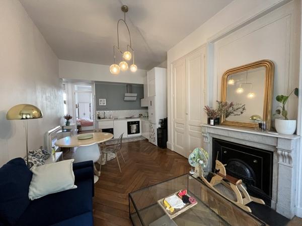 Appartement à louer 1 130 € CC Lyon 3 p 59 m² DPE D