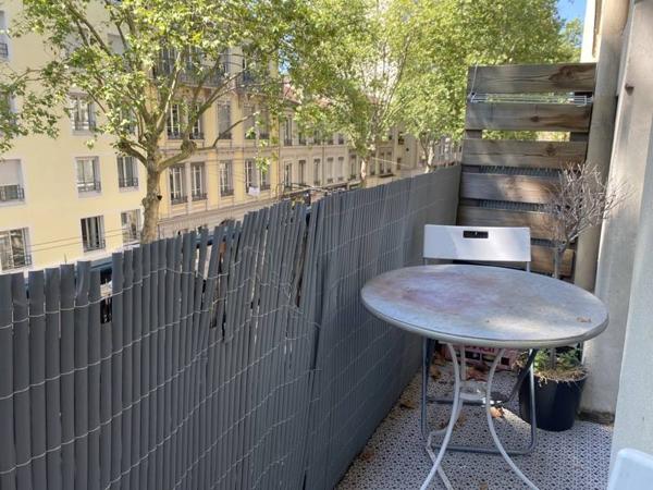 Appartement à louer 1 130 € CC Lyon 3 p 59 m² DPE D