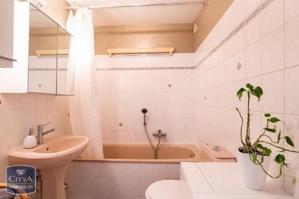 Appartement à louer 1 pièce 24.35m²