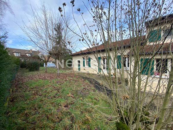 NESTENN IGNY maison à rénover de 70m2 sur un terrain clos de 478m2 sur le secteur Gommonvilliers d'Igny proche commerces, écoles/collège/lycée international LIPPS, ligne V, bus 4615/119, plateau de Saclay, Vélizy et axes routiers N118/A86/A6/A10/N20.
