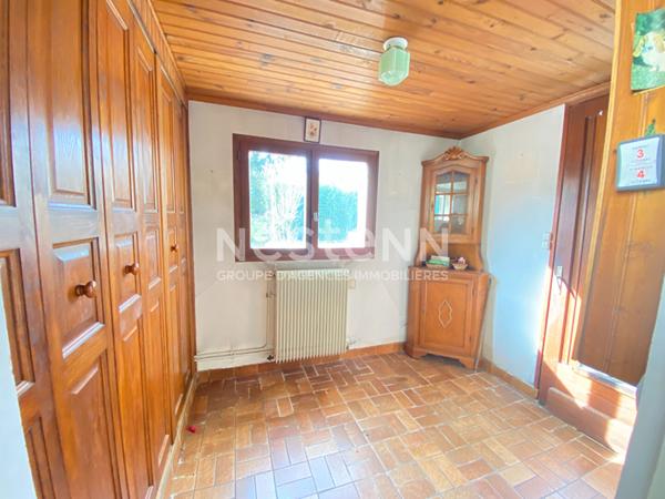 NESTENN IGNY maison à rénover de 70m2 sur un terrain clos de 478m2 sur le secteur Gommonvilliers d'Igny proche commerces, écoles/collège/lycée international LIPPS, ligne V, bus 4615/119, plateau de Saclay, Vélizy et axes routiers N118/A86/A6/A10/N20.
