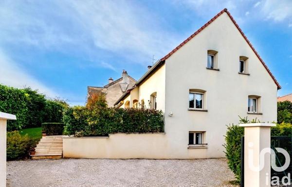 Maison 7 pièces de 176 m² à Dijon (21000)