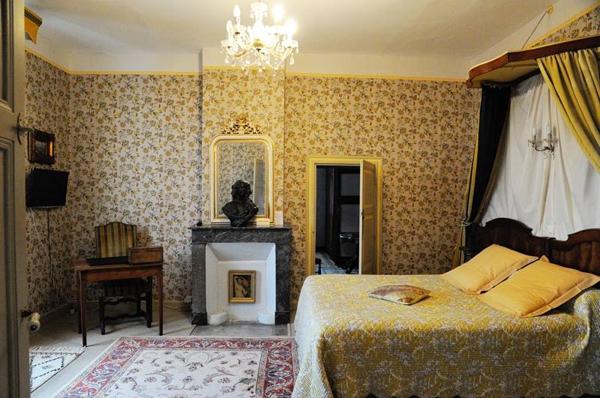 Maison à vendre |  Montdoumerc |  7 pièces | 405 m²