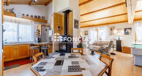 À vendre Maison 7 pièces 150 m² - La Roche-sur-yon 85000