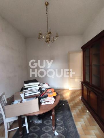 Maison de ville à faire revivre