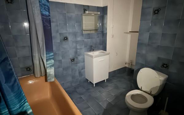 Appartement à louer    2 pièces •  Beaucaire