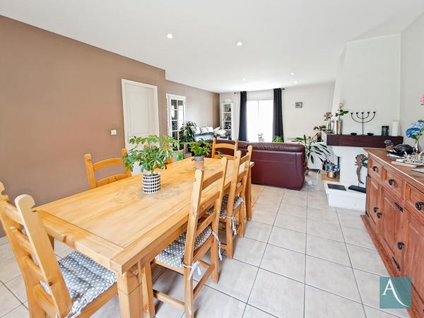 Maison à Ollainville 5 pièces 117 m2 avec 3 chambres et garage