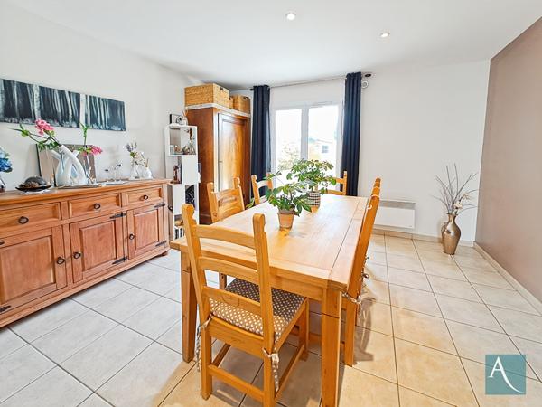 Maison à Ollainville 5 pièces 117 m2 avec 3 chambres et garage