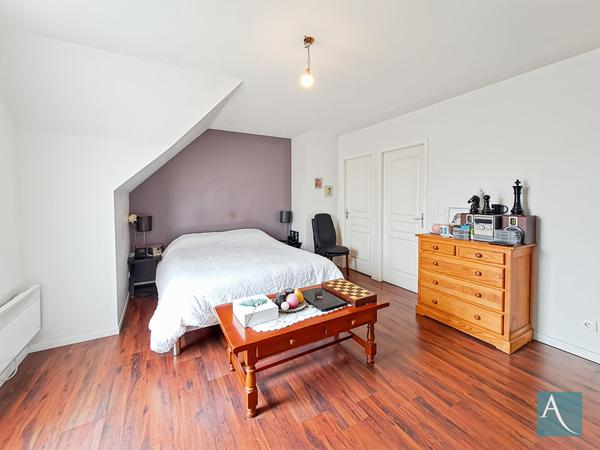 Maison à Ollainville 5 pièces 117 m2 avec 3 chambres et garage