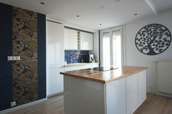 Appartement 3 pièces avec terrasse et parking