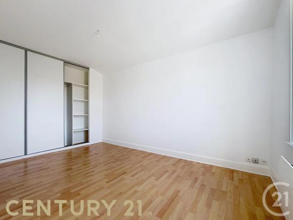 Appartement T3 à vendre  3 pièces - 54,84 m 2   NEUVILLE SUR SAONE  - 69