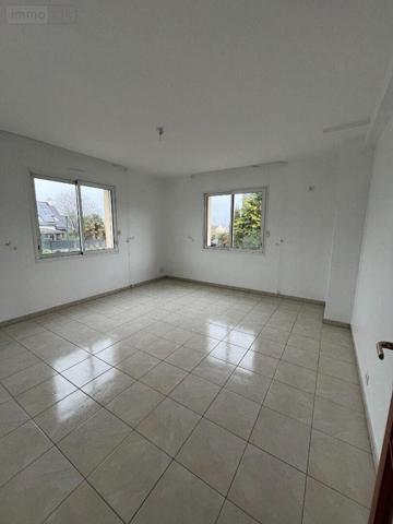 Maison à louer à Montfort-sur-Meu en Ille-et-Vilaine (35160), ref : 048-L1213M