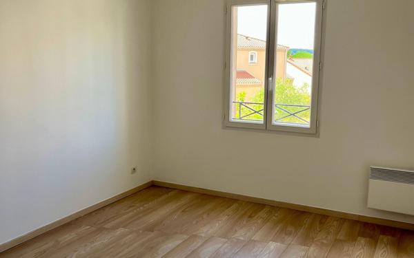 Maison à vendre    5 pièces • 104,19 m2 Limoges