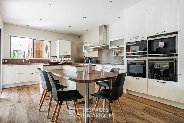 Contemporaine d’exception et ses studios avec accès mer