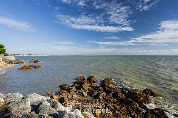 Contemporaine d’exception et ses studios avec accès mer