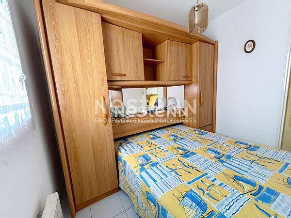 FRONTIGNAN PLAGE T2 CABINE LOGGIA PARKING VUE PORT A VENDRE