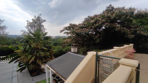 Maison
         6 pièces
        - 147 m² 237 000 € *