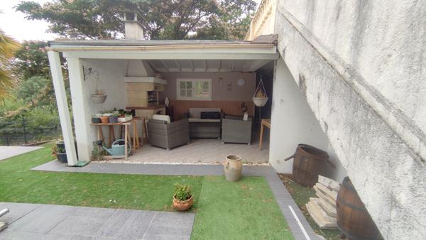 Maison
         6 pièces
        - 147 m² 237 000 € *