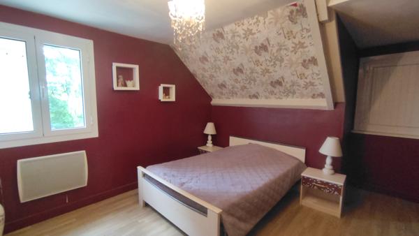 Maison
         6 pièces
        - 147 m² 237 000 € *