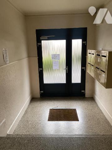 APPARTEMENT RDC 2CHS-GARAGE-CAVE-GRENIER