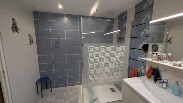 Maison  5 pièce(s)  3 chambre(s)  156 m²