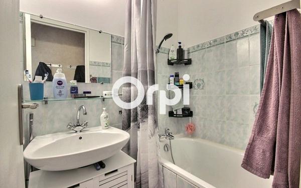 Appartement à vendre    2 pièces • 42,68 m2 Trappes