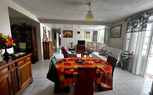 Maison à vendre    9 pièces •  Ducos