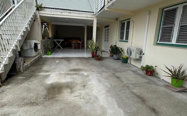 Maison à vendre    9 pièces •  Ducos