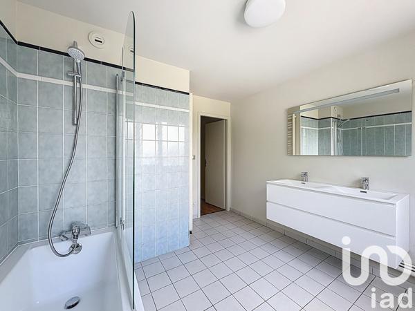 Appartement à vendre 4 pièces 93 m² Saint-Julien-lès-Metz