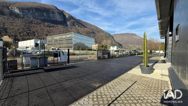 Location local d’activité 132 m² Veurey-Voroize