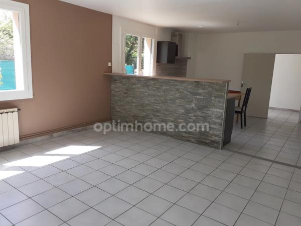 Grande famille ou artisan, grande villa 2 appartements  à GRIGNY-SUR-RHONE