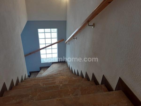 Grande famille ou artisan, grande villa 2 appartements  à GRIGNY-SUR-RHONE
