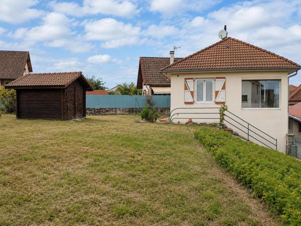 Maison à rénover avec jardin en centre ville