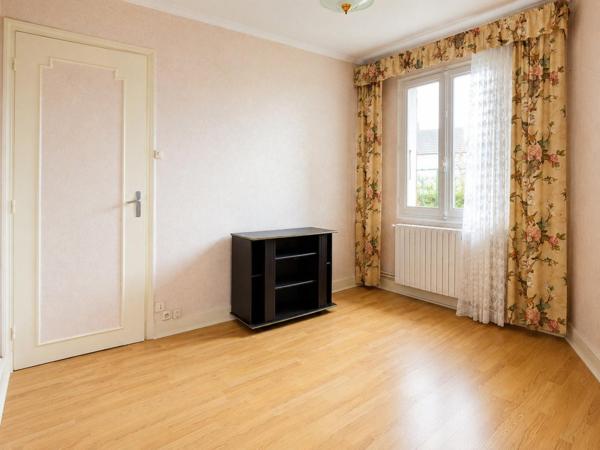 Maison à rénover avec jardin en centre ville