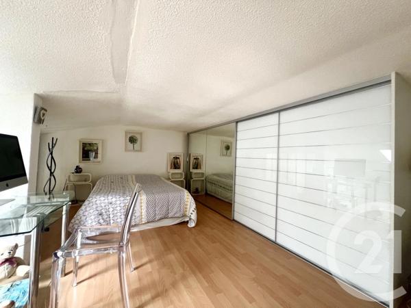 Appartement T2 à vendre  2 pièces - 46,65 m 2   LA LONDE LES MAURES  - 83