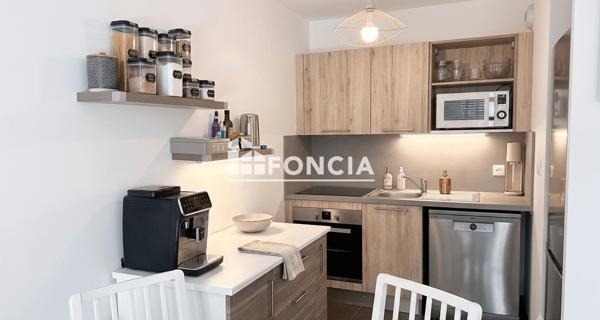 À vendre Appartement 2 pièces 42.7 m² - Roquebrune-sur-argens 83520